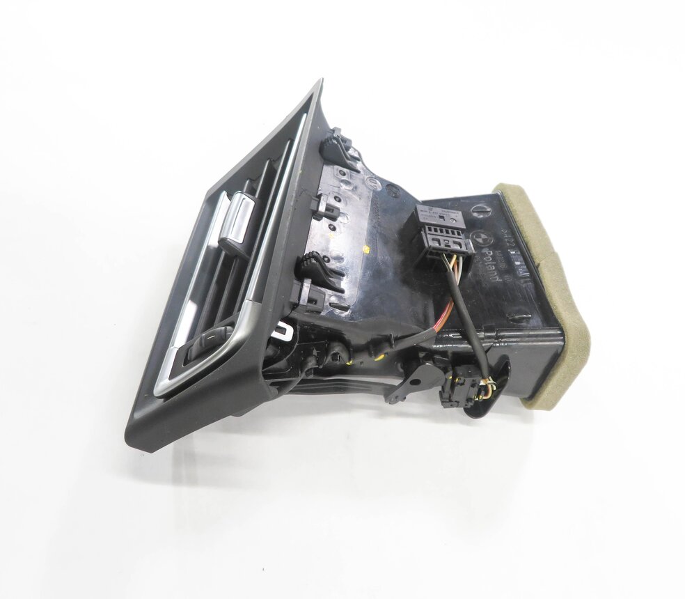 Thumbnail 4: 2011 BMW ACTIVEHYBRID 7 (F04) RIGHT PASSENGER DASH HEATER A/C AIR VENT