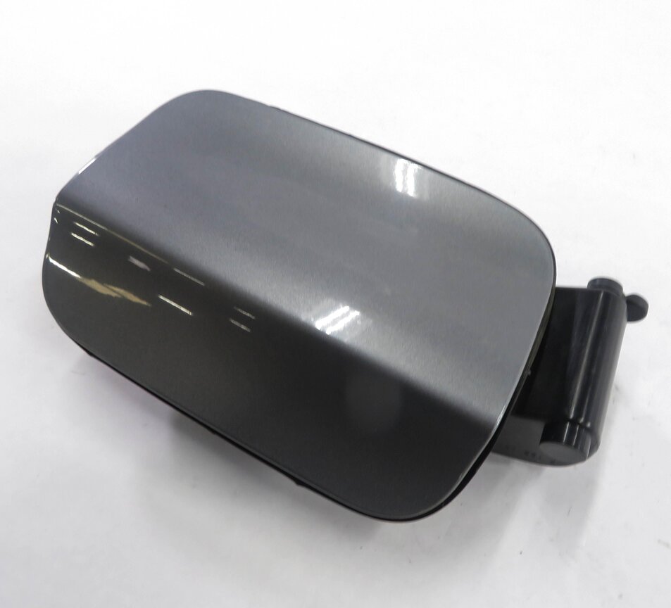 2011 BMW ACTIVEHYBRID 7 (F04) FUEL TANK DOOR w/ HOUSING (SPACE GRAY A52)