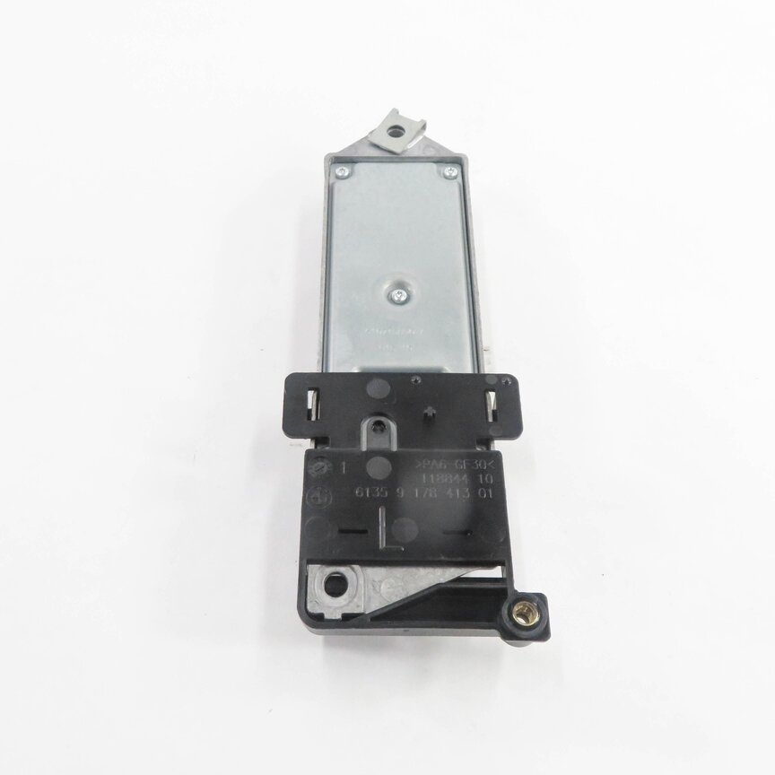 Thumbnail 6: 2009-2012 BMW 740i 750i 760i B7 (F01 F02) LEFT FRONT DRIVER SEATBELT MODULE