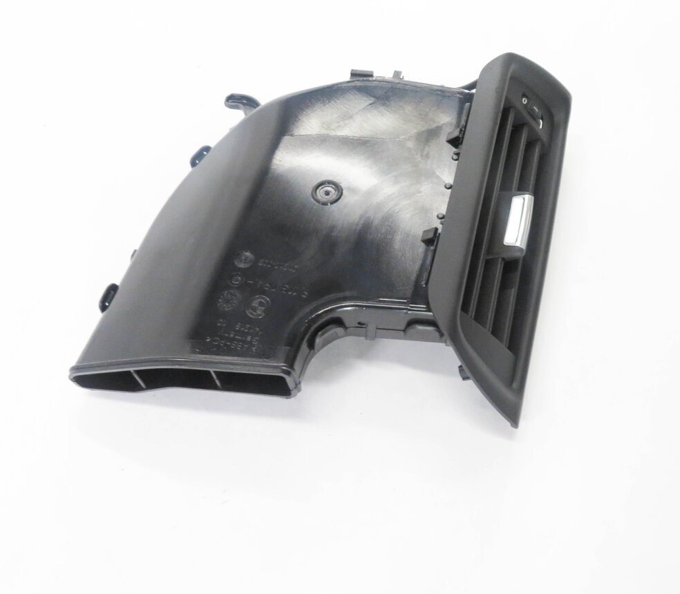 Thumbnail 4: 2011 BMW ACTIVEHYBRID 7 (F04) RIGHT REAR PILLAR HEATER A/C AIR VENT