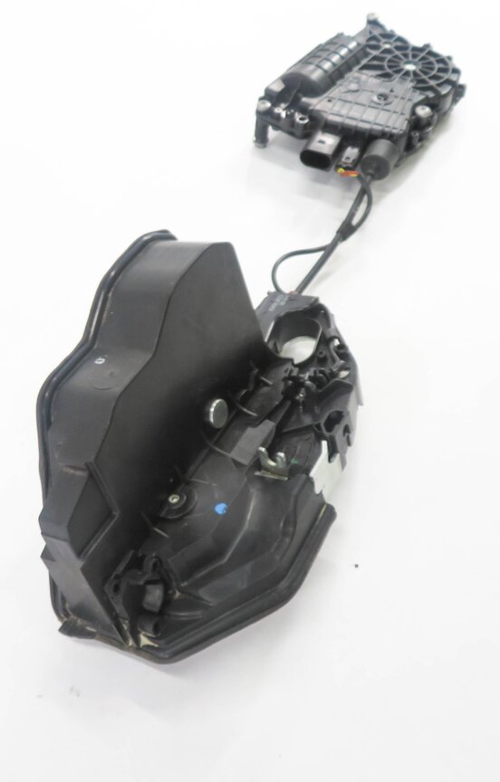 Thumbnail 4: 2011 BMW ACTIVEHYBRID 7 (F04) RIGHT REAR DOOR LOCK LATCH ACTUATOR MOTOR