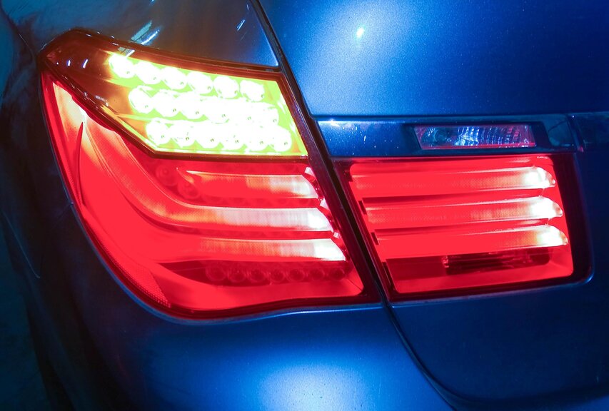 Thumbnail 2: 2009-2012 BMW 740i 750i 760i B7 (F01) LEFT DRIVER TRUNK TAILLIGHT LIGHT LAMP