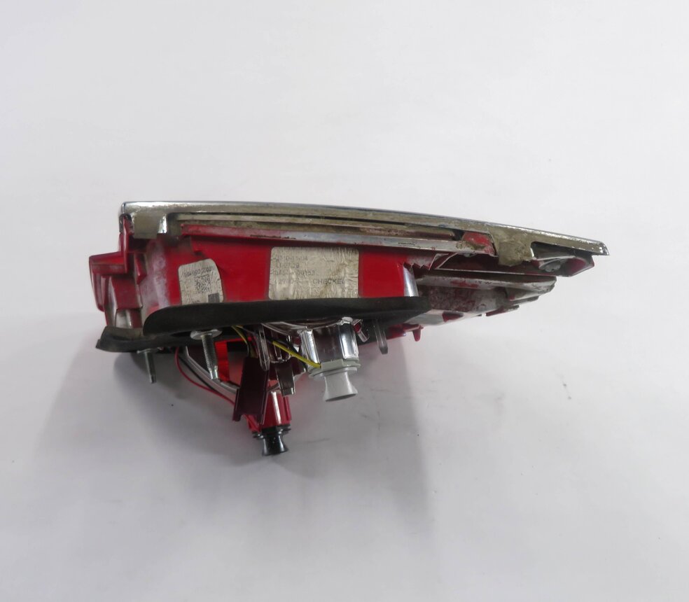 Thumbnail 6: 2009-2012 BMW 740i 750i 760i B7 (F01) LEFT DRIVER TRUNK TAILLIGHT LIGHT LAMP