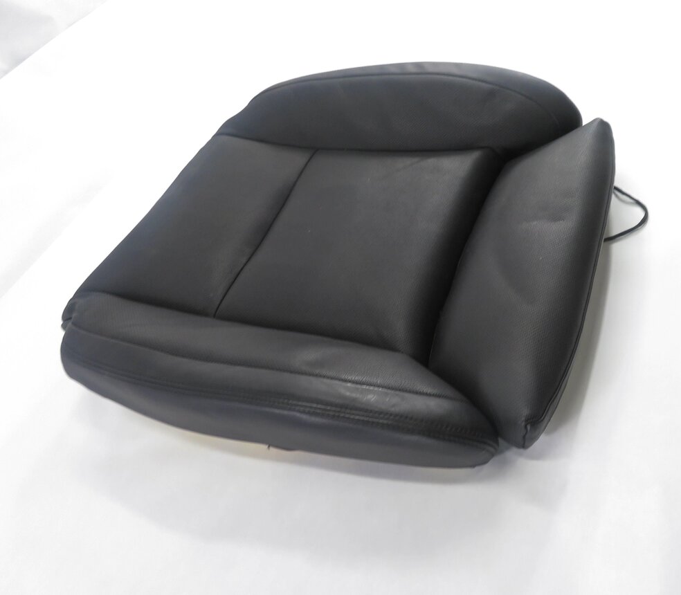 Thumbnail 3: 2011 BMW ACTIVEHYBRID 7 (F04) PASSENGER LOWER BOTTOM HEATED SEAT CUSHION (BLACK)