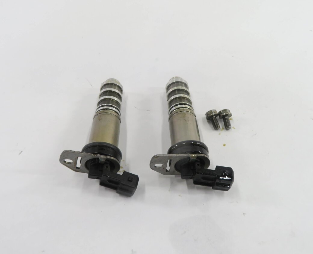 Thumbnail 2: 2011 BMW ACTIVEHYBRID 7 (F04) 4.4L N63 ENGINE - VVT VANOS TIMING SOLENOID SET-2