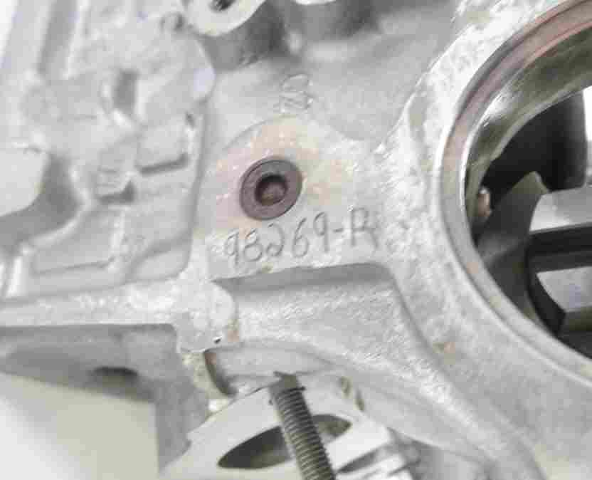 Thumbnail 7: 08-14 BMW 550i 750i X5 X6 (F01 E70 F10 E71) 4.4L TWIN TURBO RIGHT CYLINDER HEAD