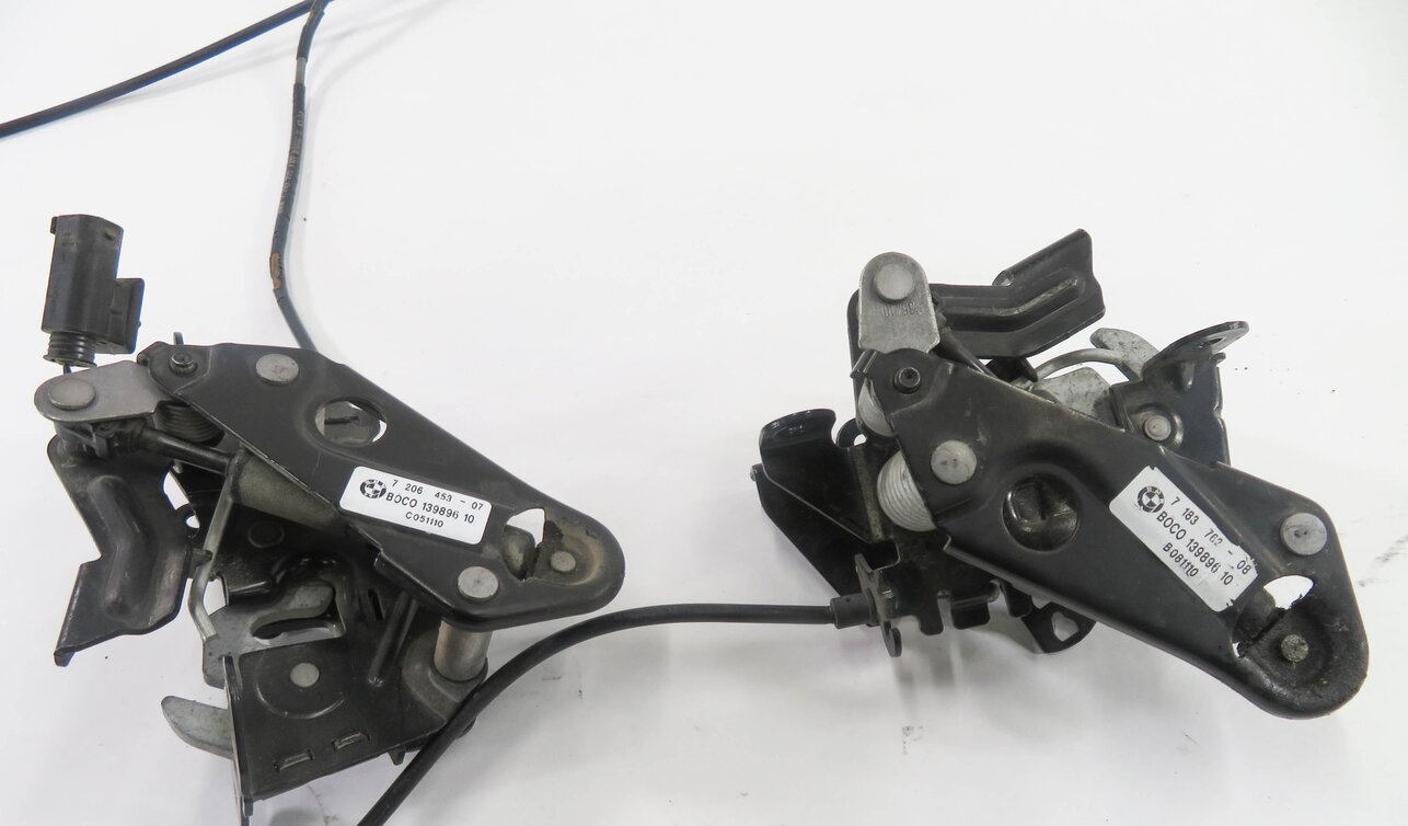 Thumbnail 6: 2011 BMW ACTIVEHYBRID 7 (F04) FRONT LEFT & RIGHT LOWER HOOD LOCK LATCH SET-2