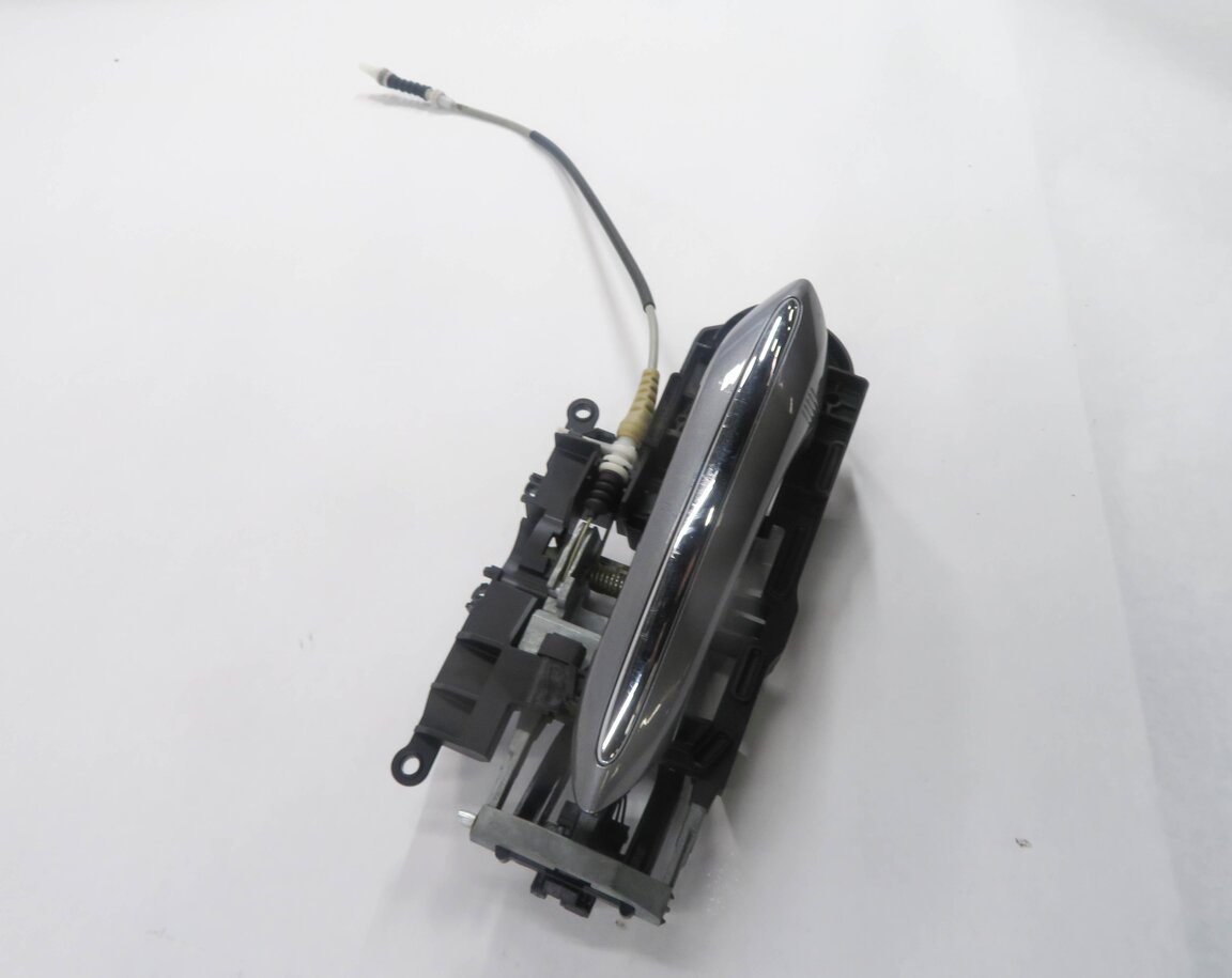 Thumbnail 3: 09-15 BMW 740i 750i 760i (F01 F02 F04) RIGHT FRONT EXTERIOR DOOR HANDLE (GRAY)