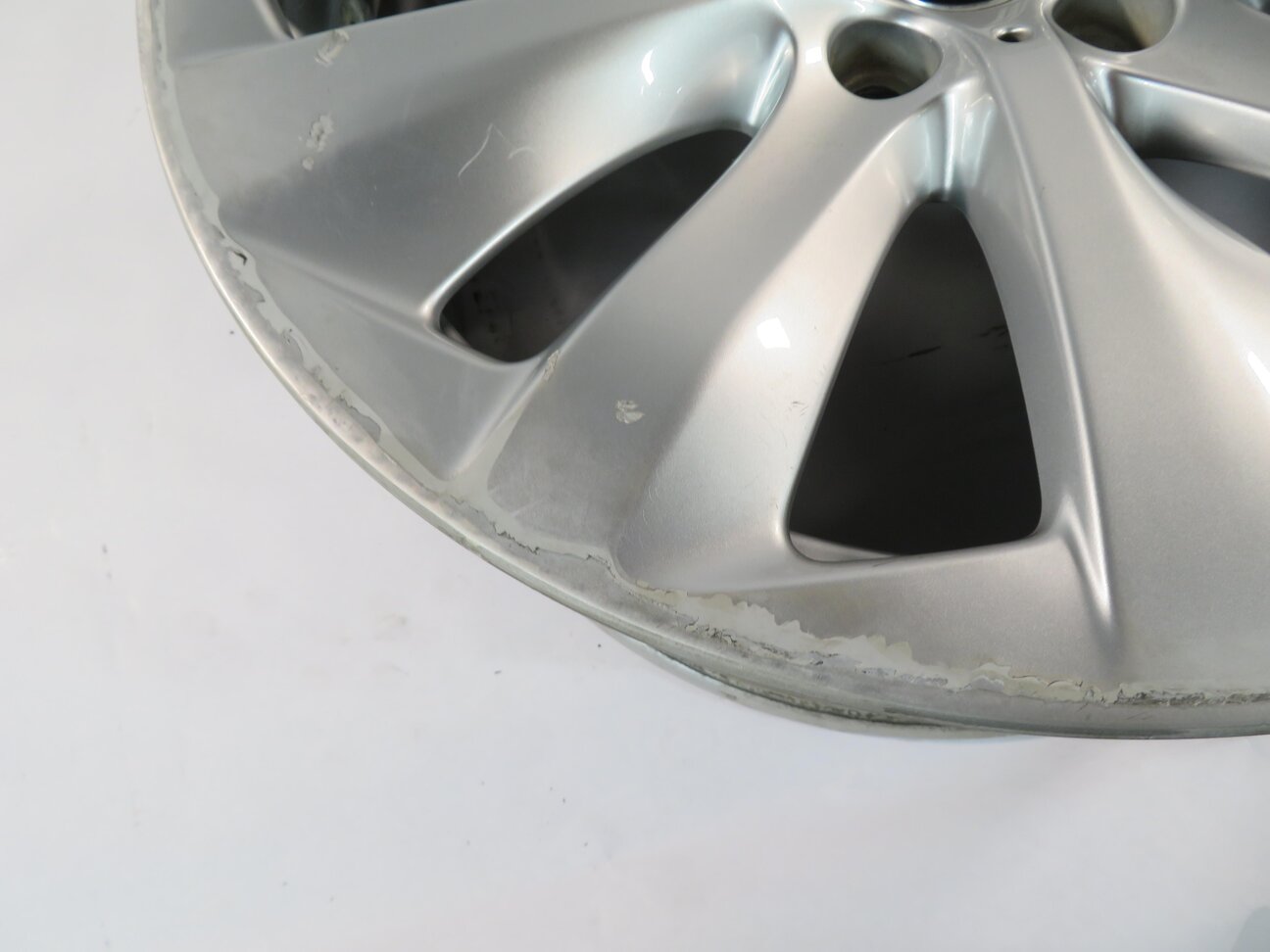 Thumbnail 5: 10-15 BMW 740i 750i 760i (F01 F02 F04) 19x9.5 - LEFT FRONT FAN SPOKE WHEEL RIM