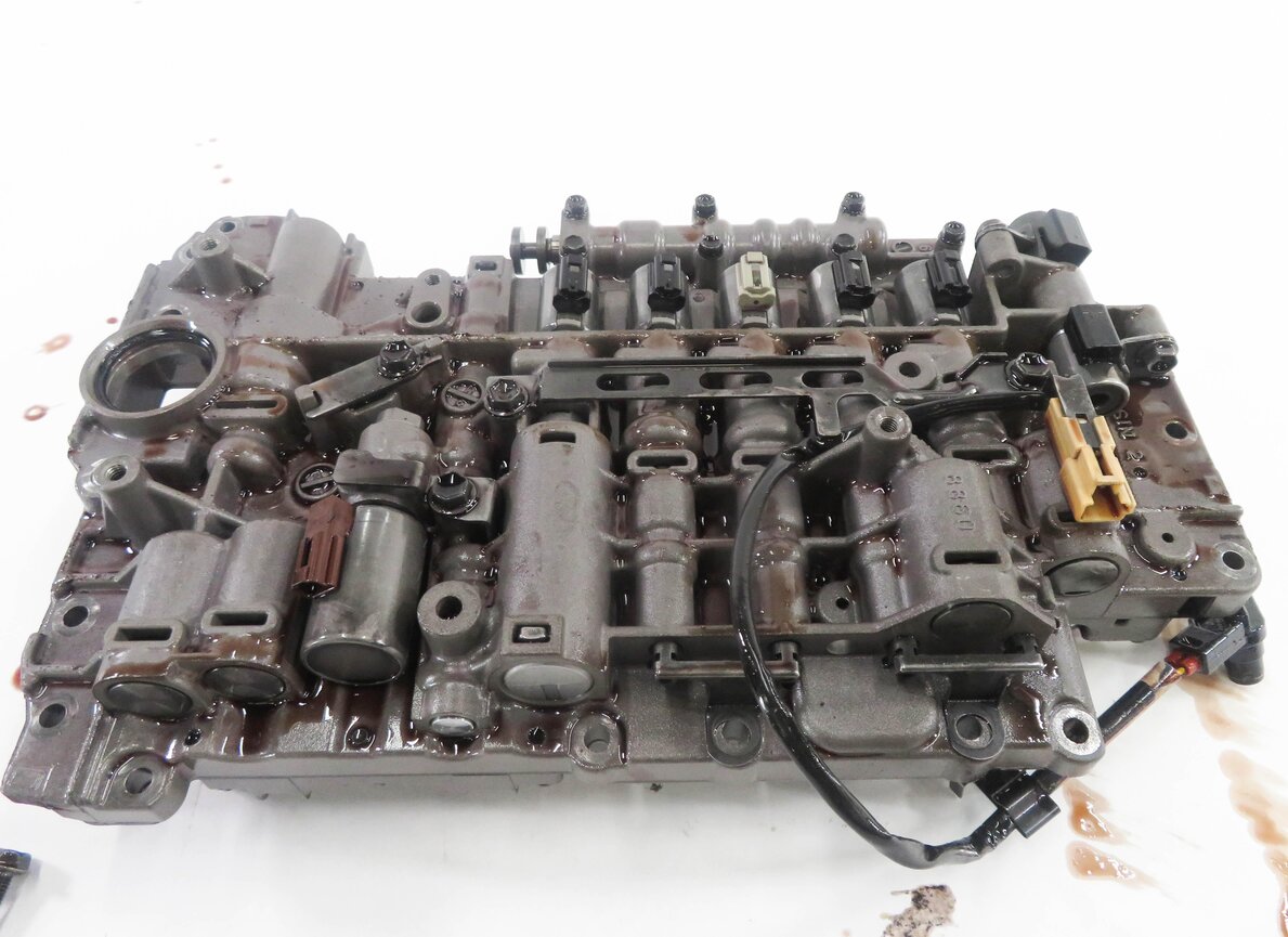 Thumbnail 2: 08-09 PORSCHE CAYENNE (957) 4.8L TURBO - A/T AUTOMATIC TRANSMISSION VALVE BODY
