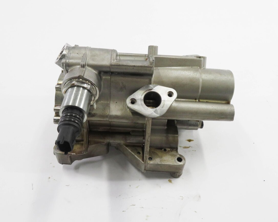 Thumbnail 3: 2008 PORSCHE CAYENNE (957) 4.8L TWIN TURBO ENGINE - MOTOR OIL FLUID PUMP