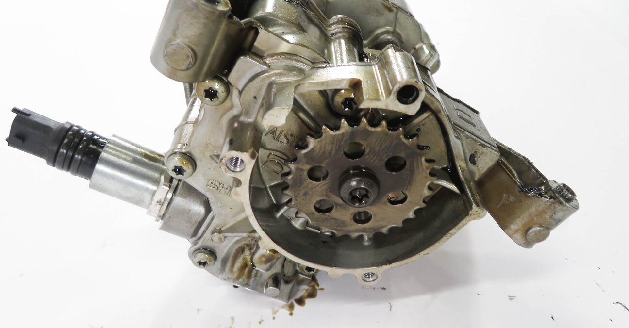 Thumbnail 8: 2008 PORSCHE CAYENNE (957) 4.8L TWIN TURBO ENGINE - MOTOR OIL FLUID PUMP