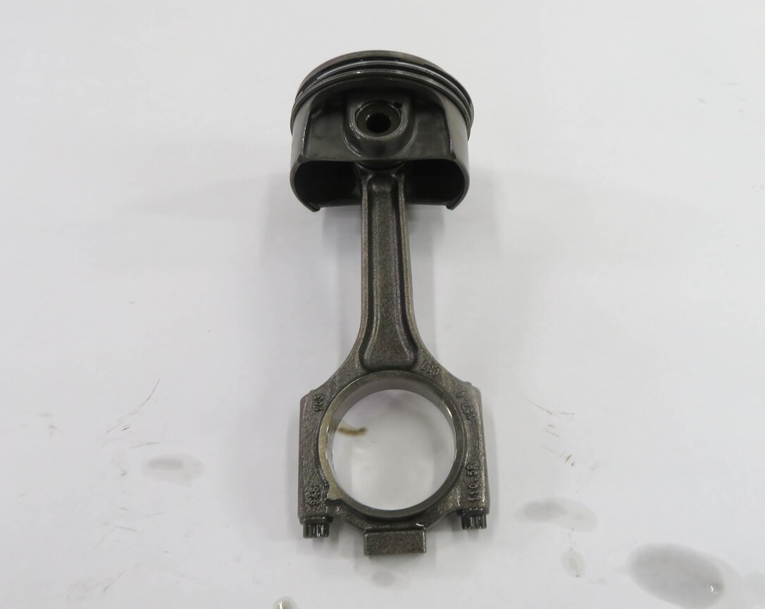 Thumbnail 6: 2008-2012 PORSCHE CAYENNE PANAMERA (957 970 G1) 4.8L TURBO - LEFT PISTON w/ ROD