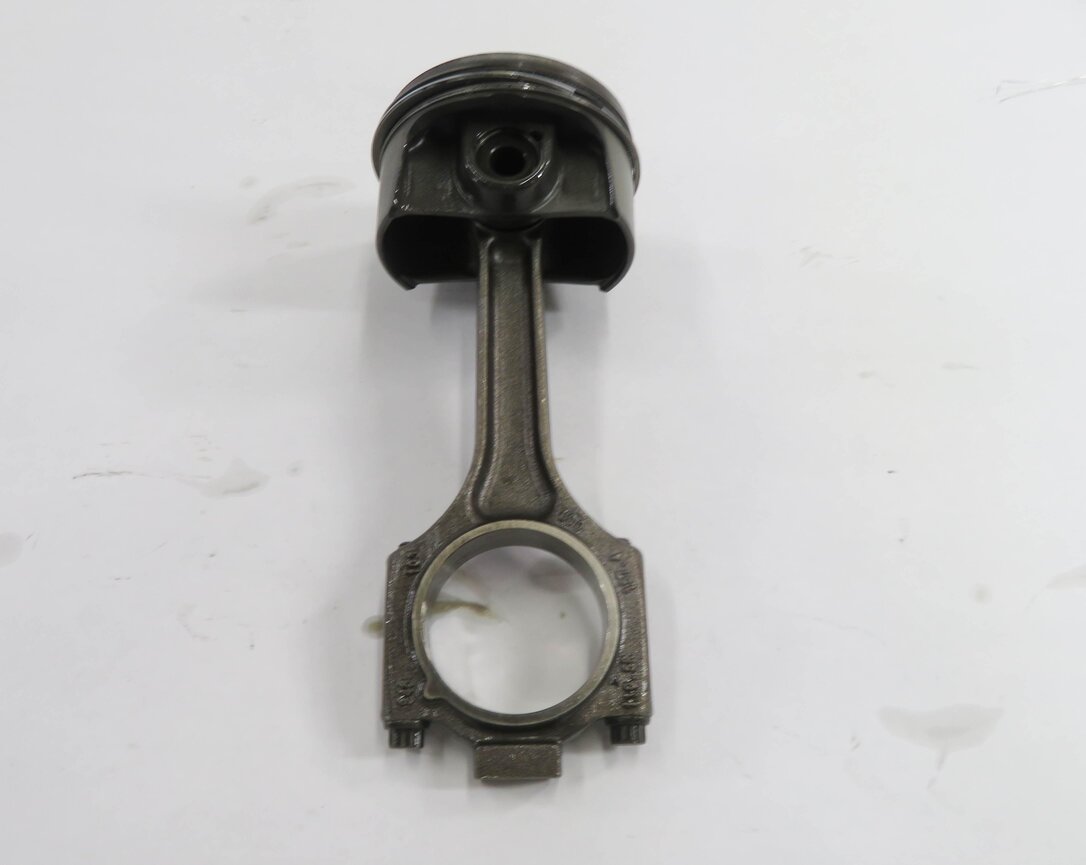 Thumbnail 6: 2008-2012 PORSCHE CAYENNE PANAMERA (957 970 G1) 4.8L TURBO - LEFT PISTON w/ ROD