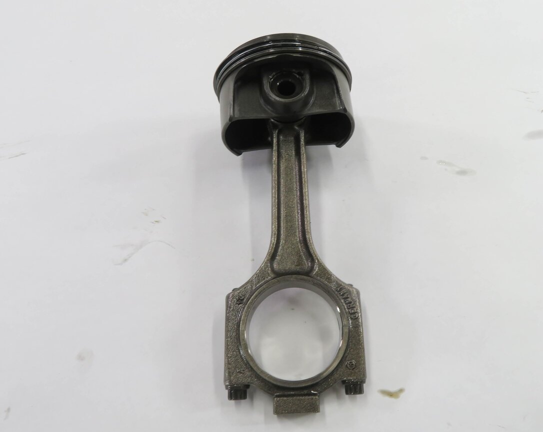 Thumbnail 6: 2008-2012 PORSCHE CAYENNE PANAMERA (957 970 G1) 4.8L TURBO - RIGHT PISTON w/ ROD
