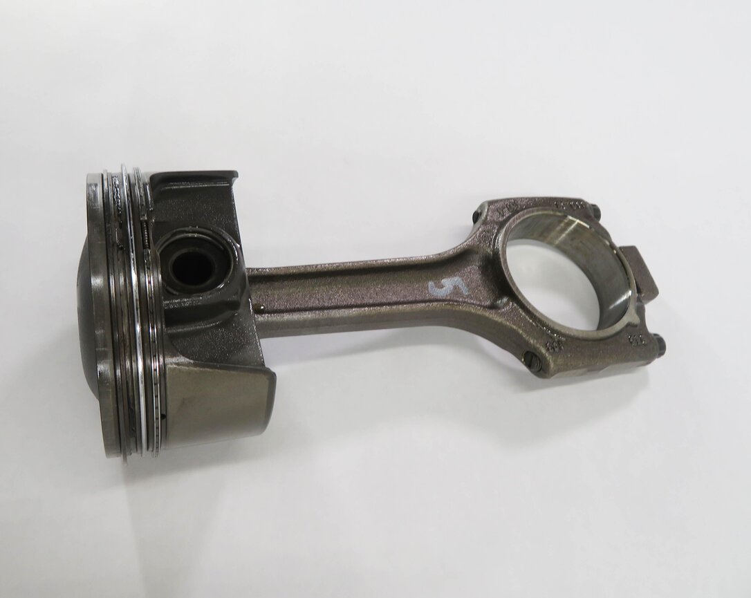 Thumbnail 5: 2008-2012 PORSCHE CAYENNE PANAMERA (957 970 G1) 4.8L TURBO - RIGHT PISTON w/ ROD