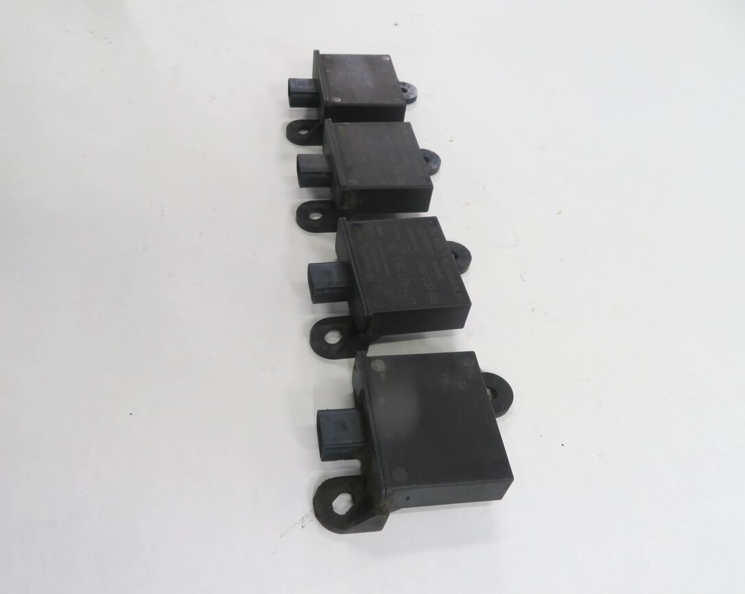 Thumbnail 4: 2008 PORSCHE CAYENNE (957) TPMS TIRE AIR PRESSURE SENSOR TRIGGER MODULE SET-4