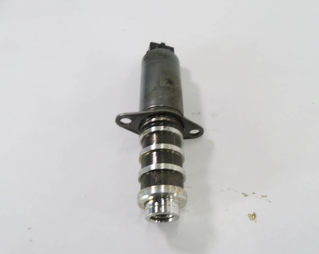 Thumbnail 6: 2008 PORSCHE CAYENNE (957) 4.8L TWIN TURBO ENGINE - CAMSHAFT TIMING SOLENOID