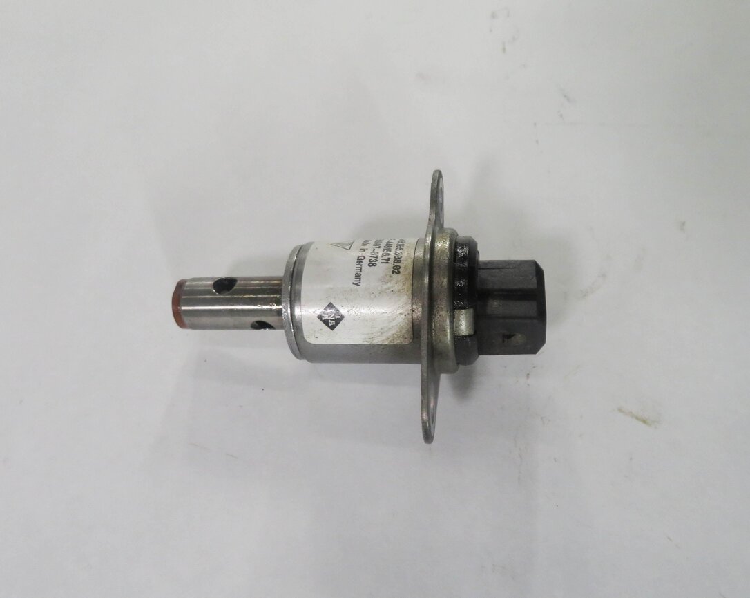 Thumbnail 5: 2008 PORSCHE CAYENNE (957) 4.8L TWIN TURBO ENGINE - CAMSHAFT ADJUSTER SOLENOID