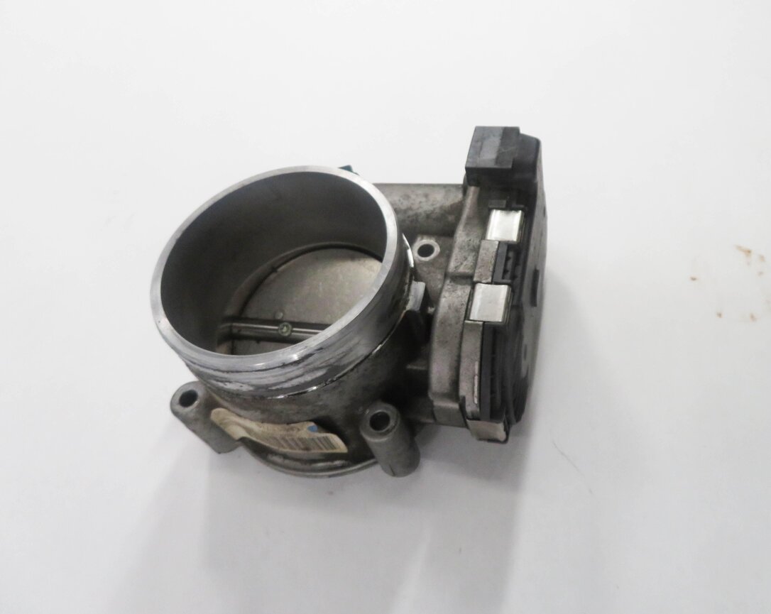 Thumbnail 4: 2008-2010 PORSCHE CAYENNE (957) 4.8L TWIN TURBO ENGINE - THROTTLE BODY