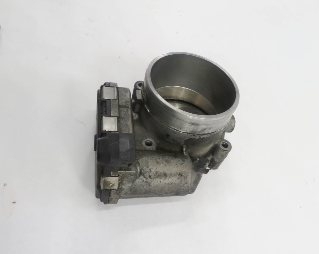 Thumbnail 5: 2008-2010 PORSCHE CAYENNE (957) 4.8L TWIN TURBO ENGINE - THROTTLE BODY