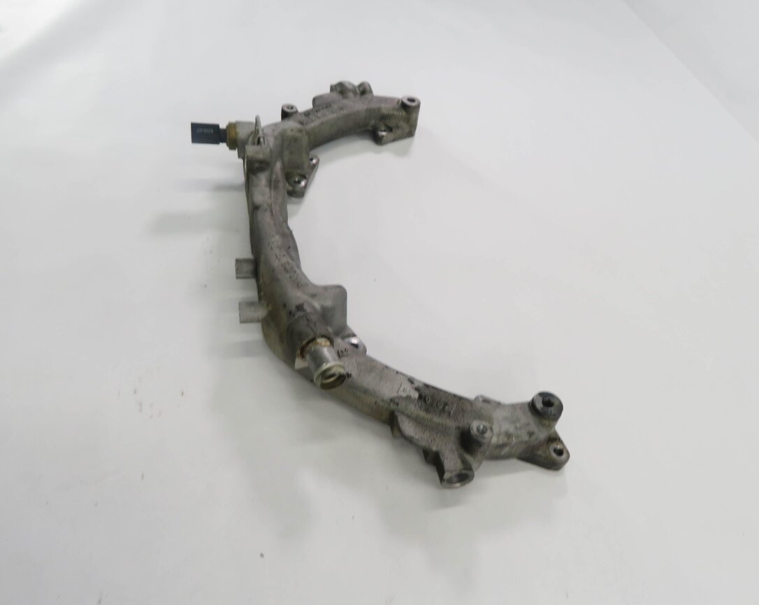Thumbnail 4: 2008 PORSCHE CAYENNE (957) 4.8L TWIN TURBO ENGINE - COOLANT TRANSFER PIPE