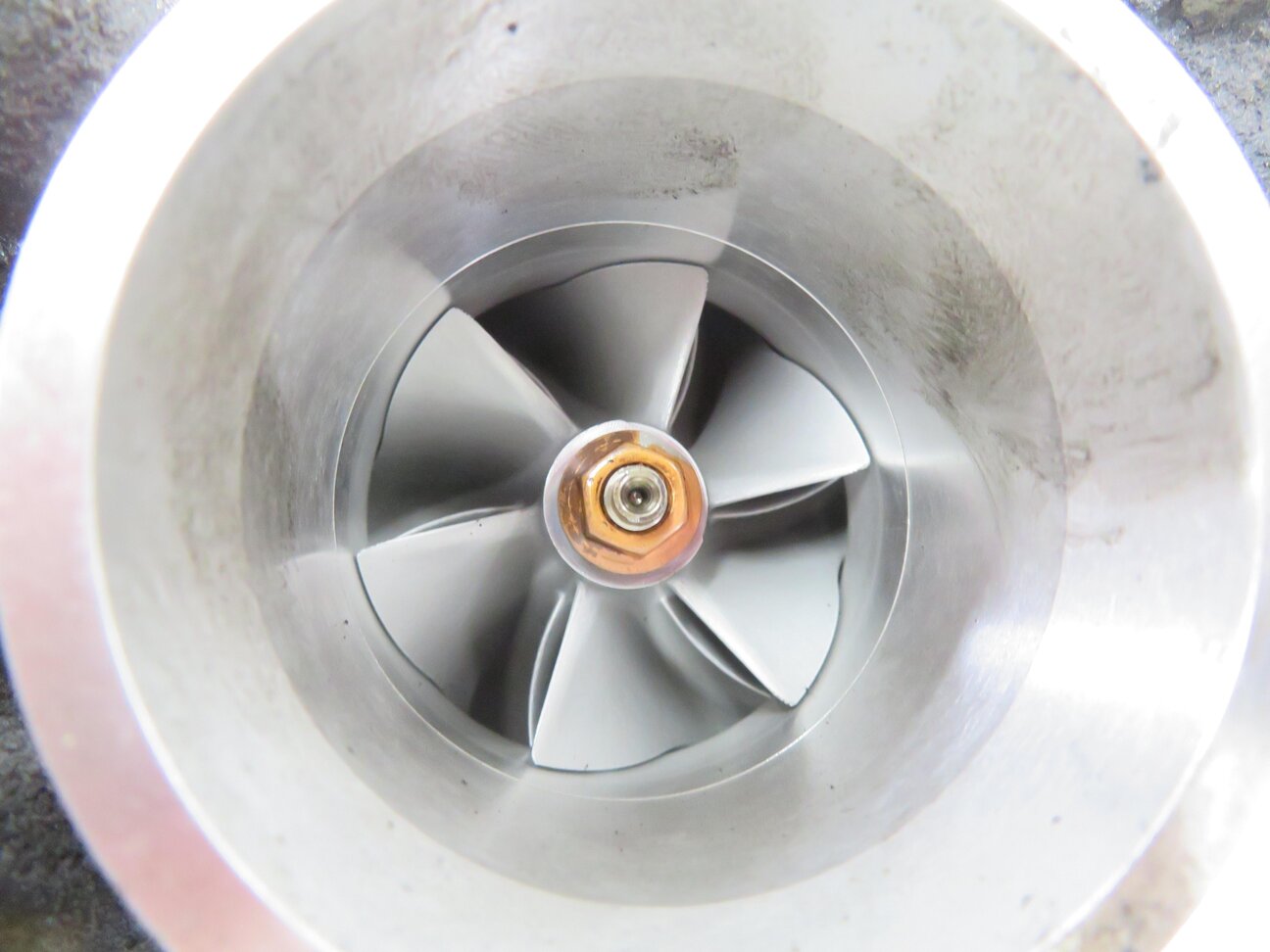 Thumbnail 8: 2008-2018 PORSCHE CAYENNE (957 958) 4.8L TURBO ENGINE - LEFT TURBOCHARGER
