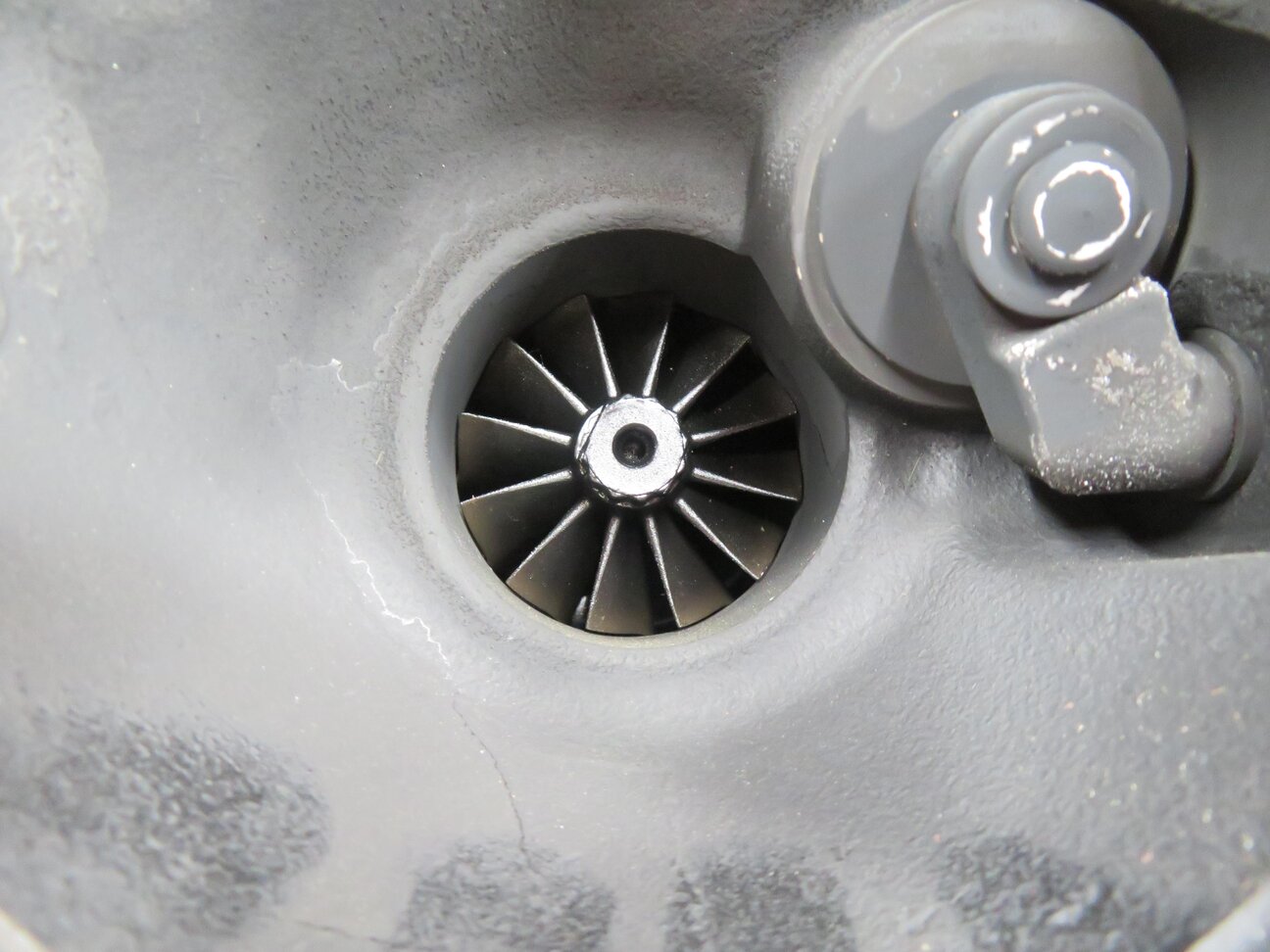 Thumbnail 9: 2008-2018 PORSCHE CAYENNE (957 958) 4.8L TURBO ENGINE - LEFT TURBOCHARGER