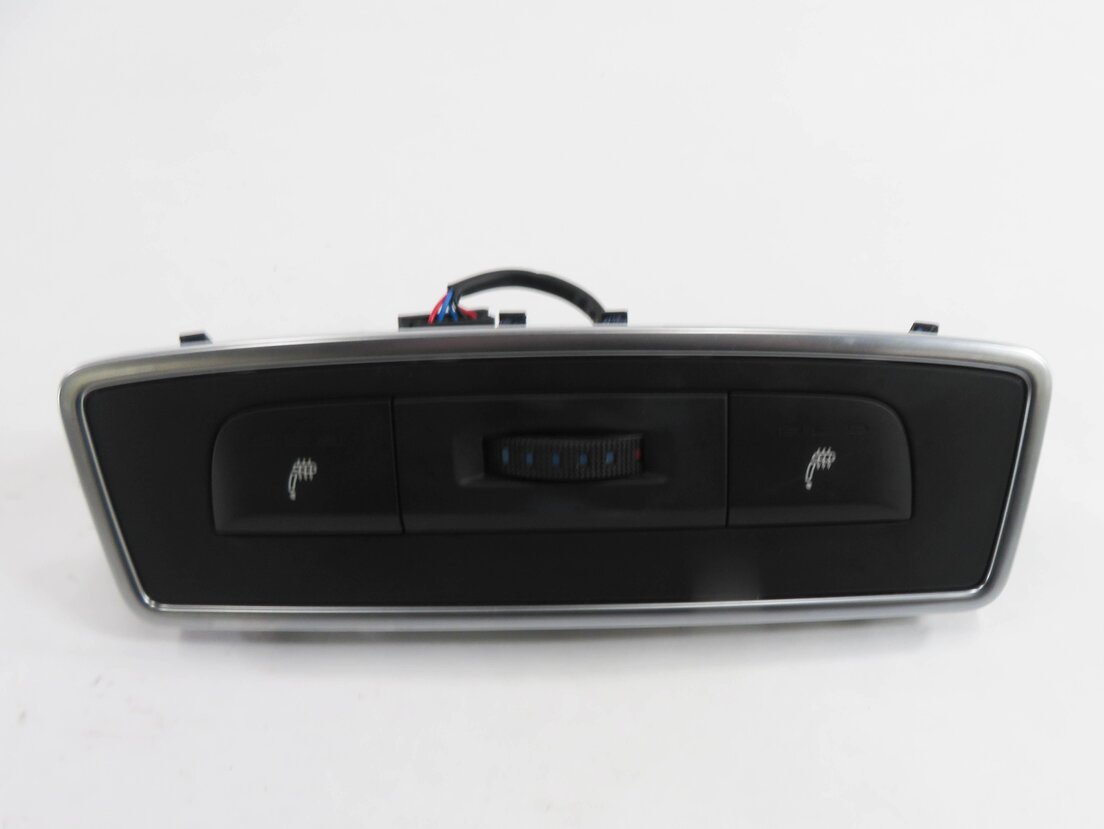 Thumbnail 5: 2012 AUDI A6 (C7) REAR HEATED SEAT SWITCH BUTTON PANEL