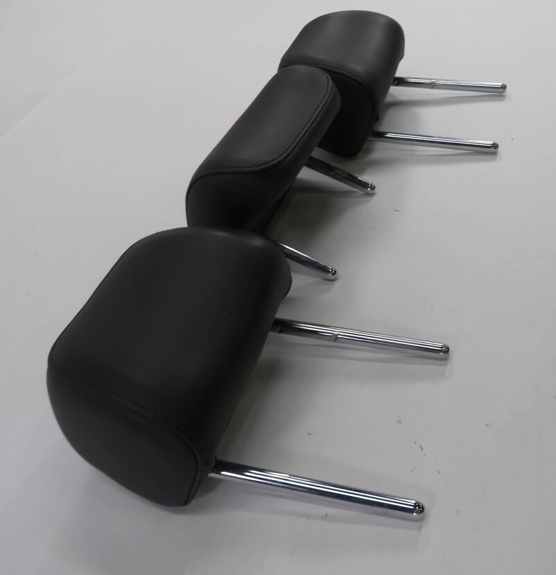 Thumbnail 3: 2012 AUDI A6 (C7) REAR SEAT LEFT / CENTER / RIGHT HEADREST SET (BLACK LEATHER)