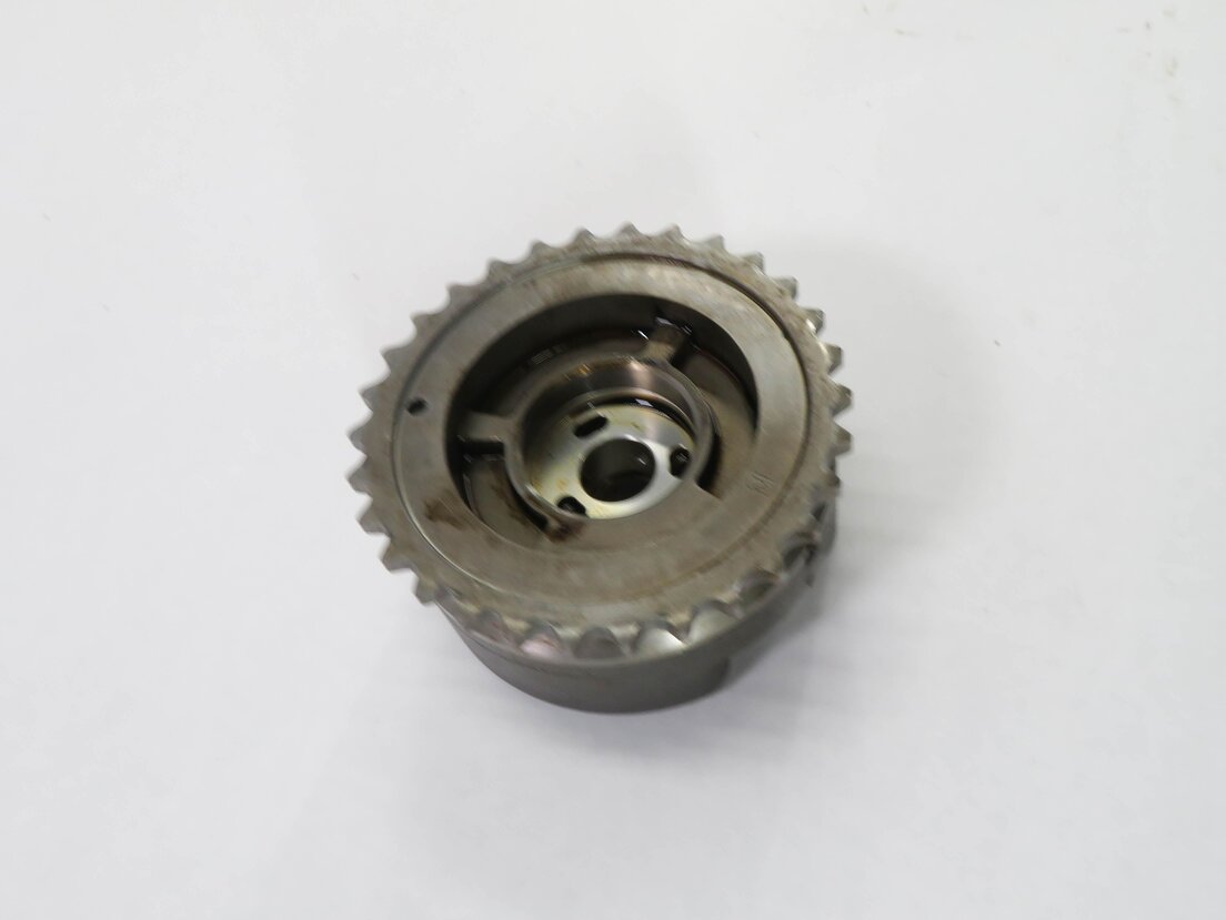 Thumbnail 5: 2012 AUDI A6 (C7) 3.0L CGX SUPERCHARGED - RIGHT ENGINE INTAKE TIMING GEAR PHASER