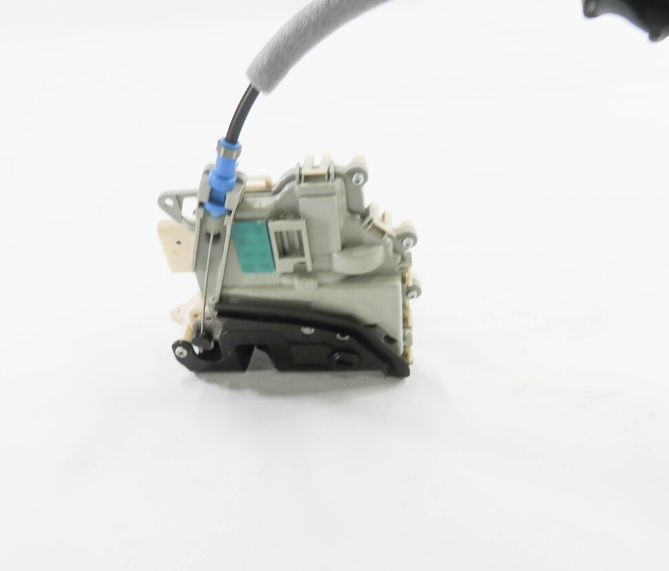 Thumbnail 5: 10-20 VW / PORSCHE - A3 A4 A8 S3 S4 Q5 MACAN PANAMERA - RIGHT REAR DOOR LATCH