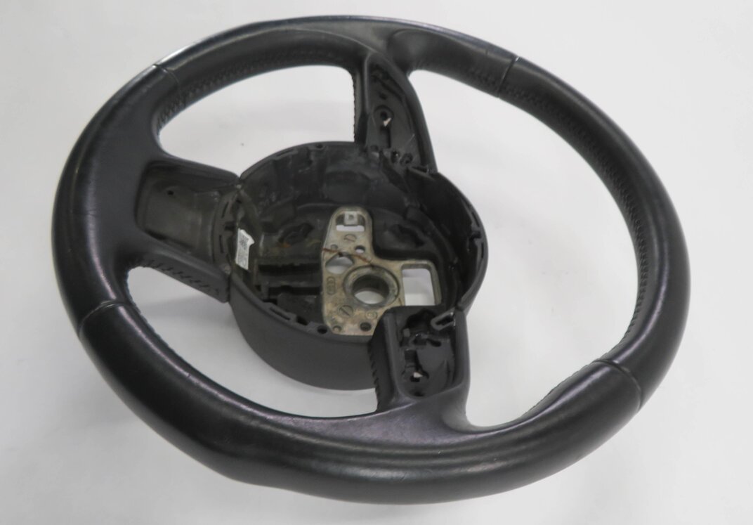 Thumbnail 3: 2015-2016 AUDI A3 (8V) LEFT DRIVER 3-SPOKE STEERING