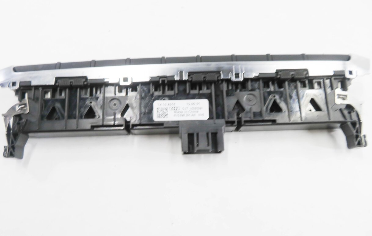 Thumbnail 6: 2015 AUDI A3 (8V) TRACTION CONTROL PDC HAZARD LIGHT LAMP SWITCH BUTTON PANEL