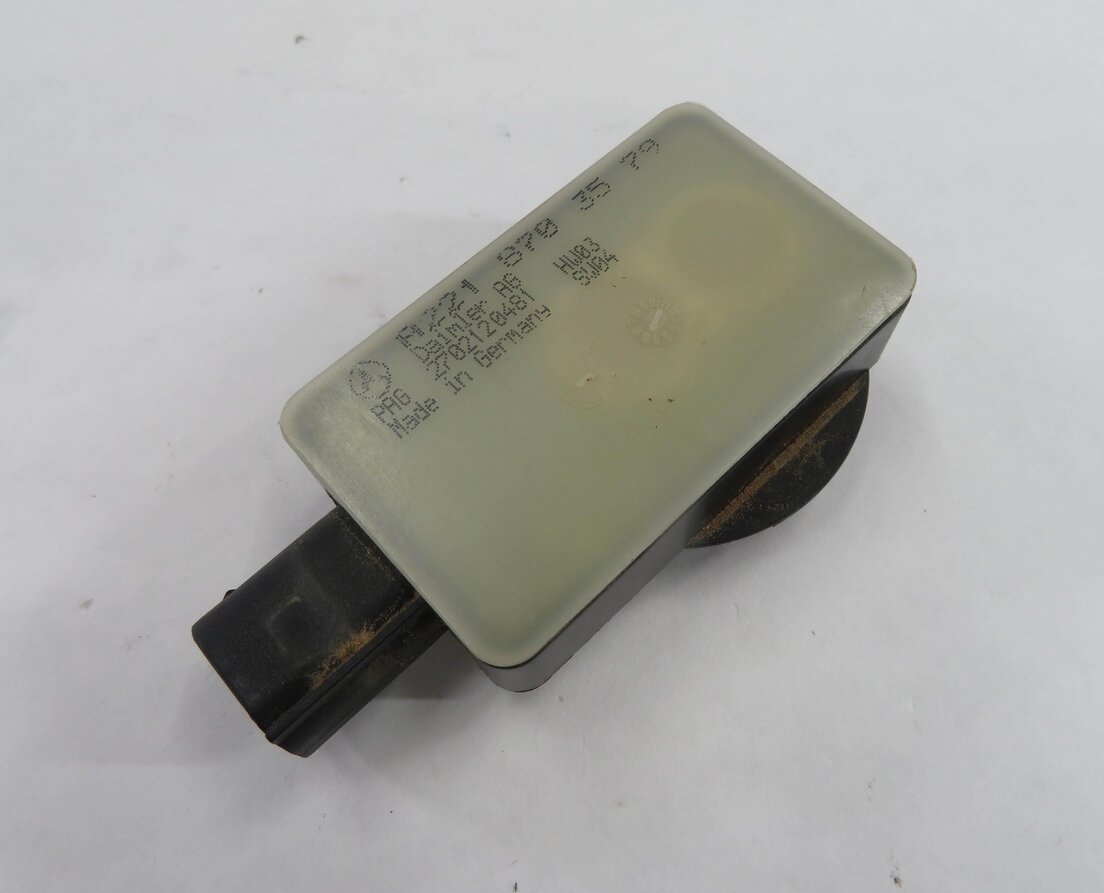 Thumbnail 6: 2012 MERCEDES S550 (W221) AIR QUALITY AUTOMATIC RECIRCULATION POLLUTION SENSOR