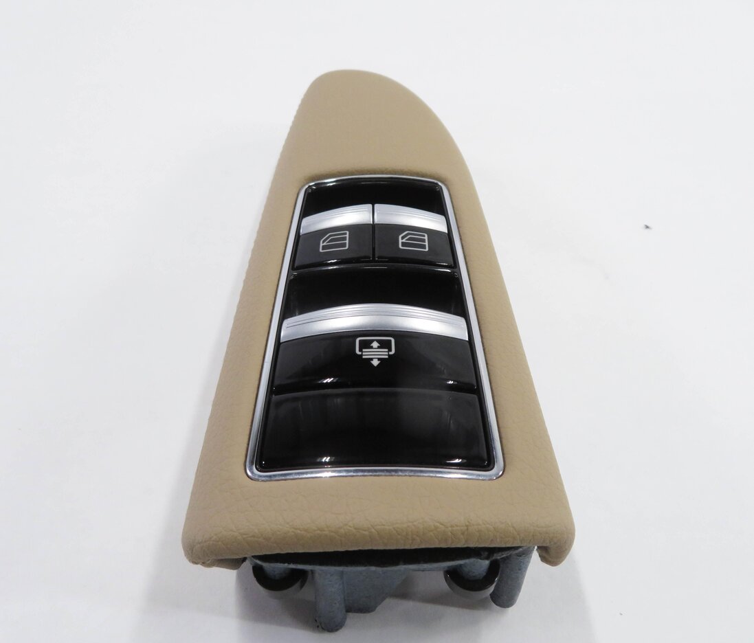 Thumbnail 2: 2012 MERCEDES S550 (W221) RIGHT REAR DOOR SUN SHADE WINDOW SWITCH (BROWN)