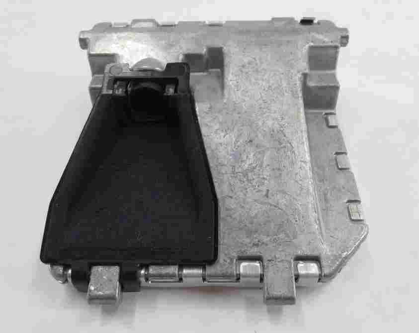 Thumbnail 6: 12-16 MERCEDES C350 GL450 GL550 ML350 ML550 S400 S550 - LANE DEPARTURE CAMERA