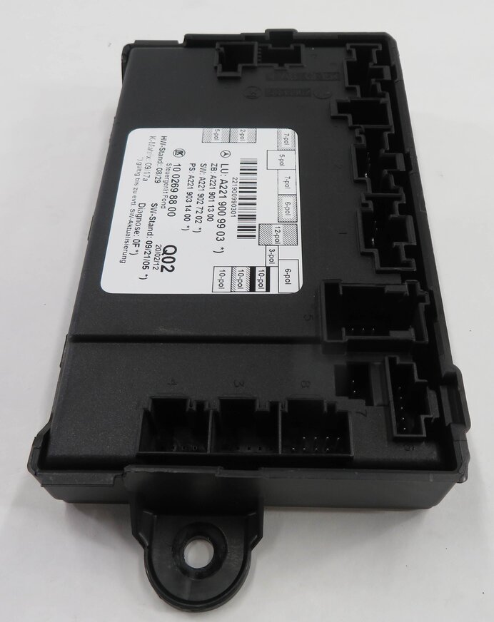 Thumbnail 3: 2012 MERCEDES S550 (W221) LEFT REAR DOOR CONTROL MODULE