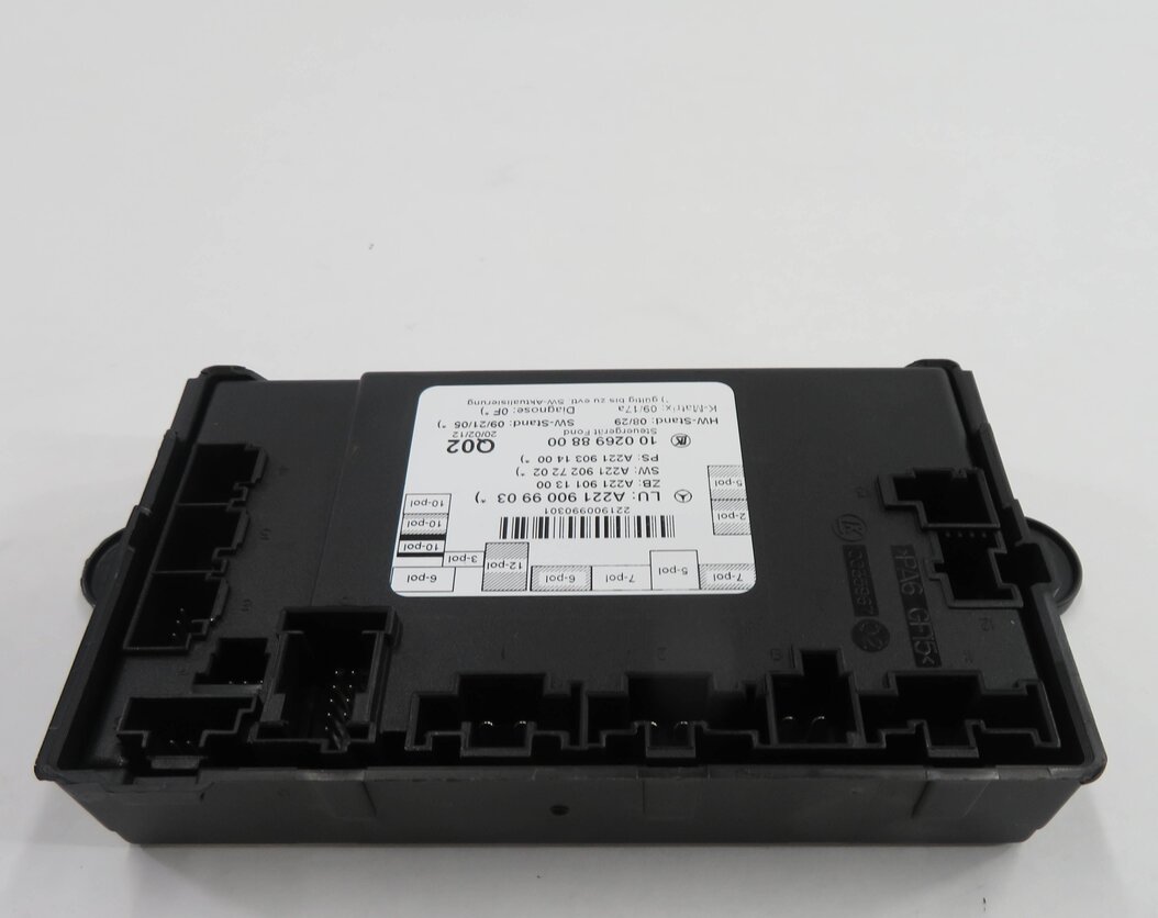 Thumbnail 4: 2012 MERCEDES S550 (W221) LEFT REAR DOOR CONTROL MODULE