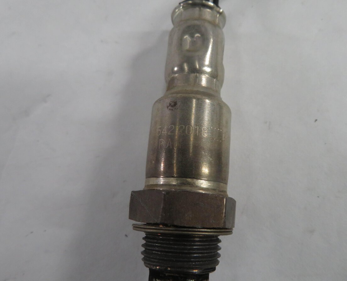 Thumbnail 6: 2012 MERCEDES S550 (W221) 4.6L TWIN TURBO ENGINE - O2 OXYGEN SENSOR SET-4