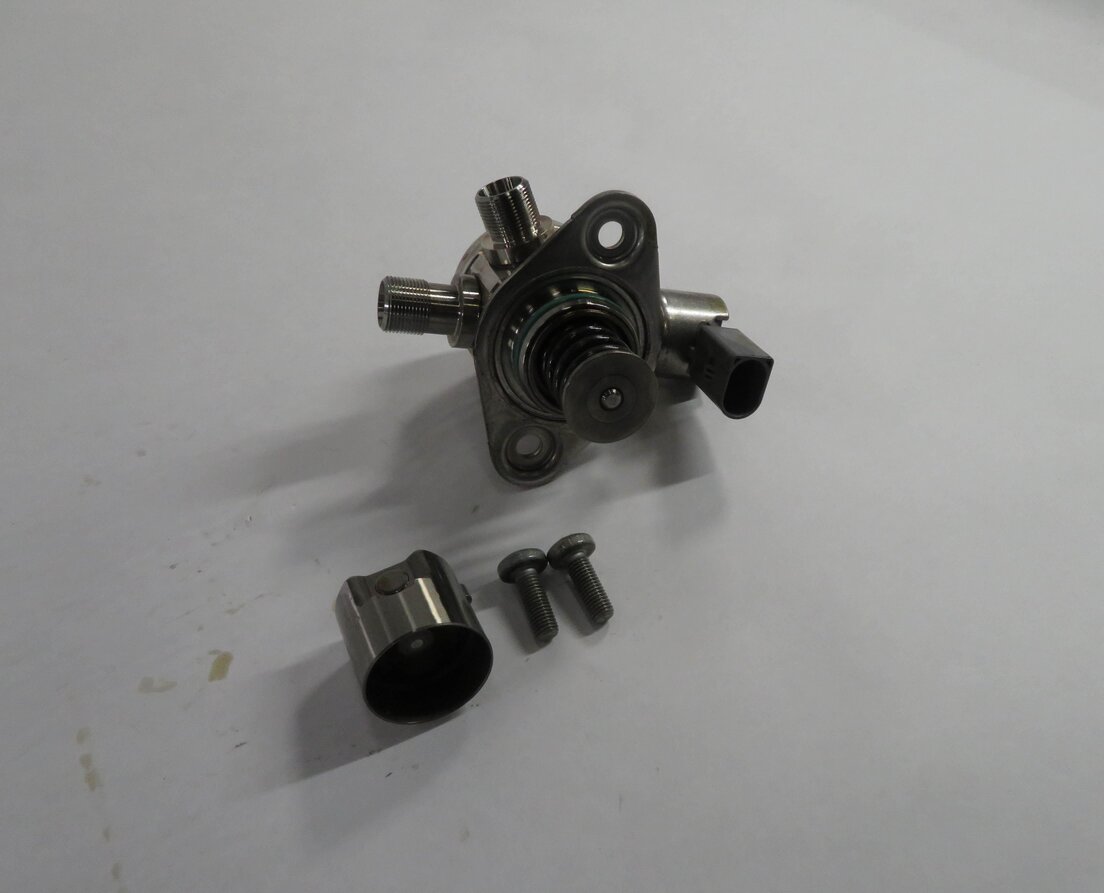 11-20 MERCEDES E400 E500 E550 S600 SL450 SL550 CLS550 GL550 MECHANICAL FUEL PUMP