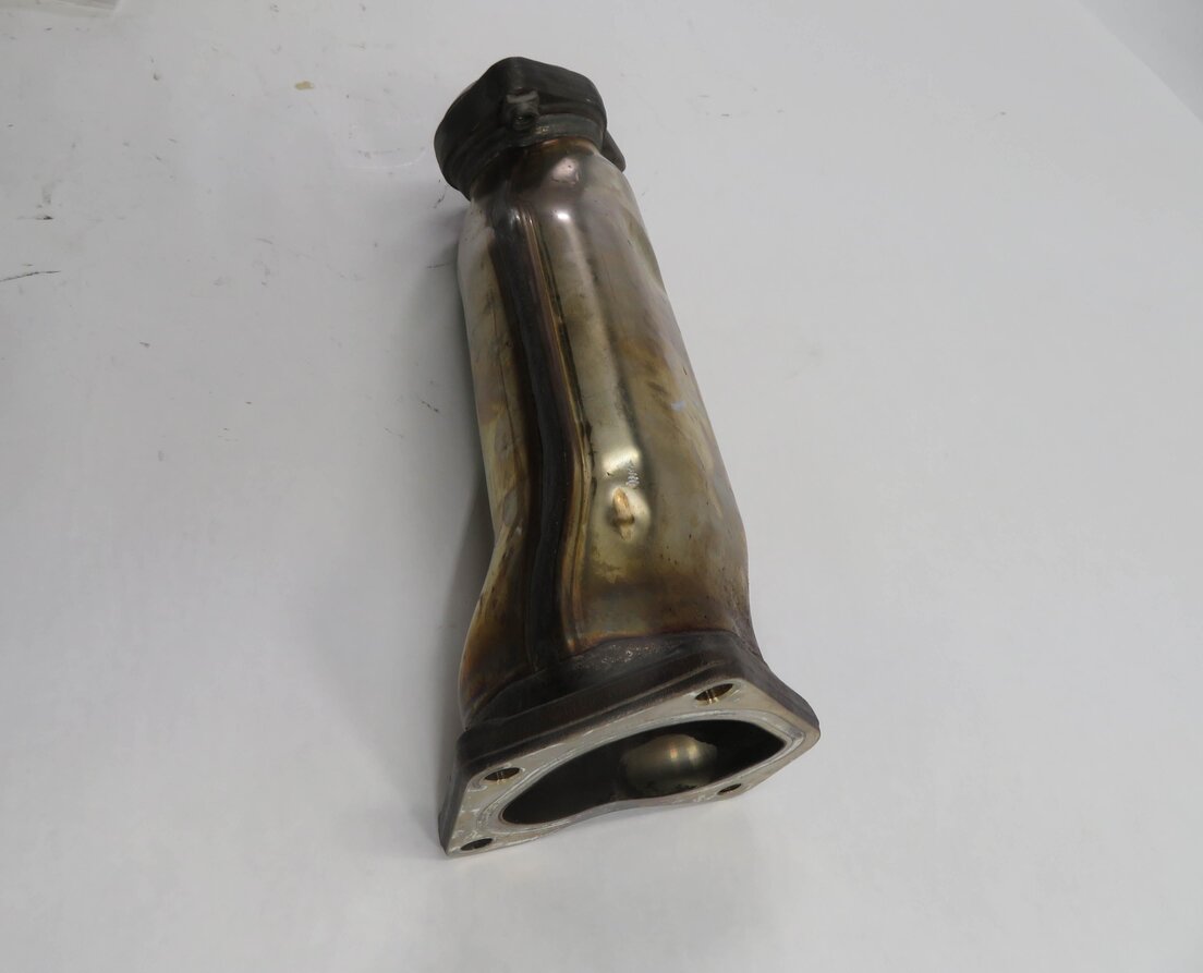 Thumbnail 5: 2012 MERCEDES S550 (W221) 4.6L TWIN TURBO ENGINE RIGHT TURBOCHARGER EXHAUST PIPE