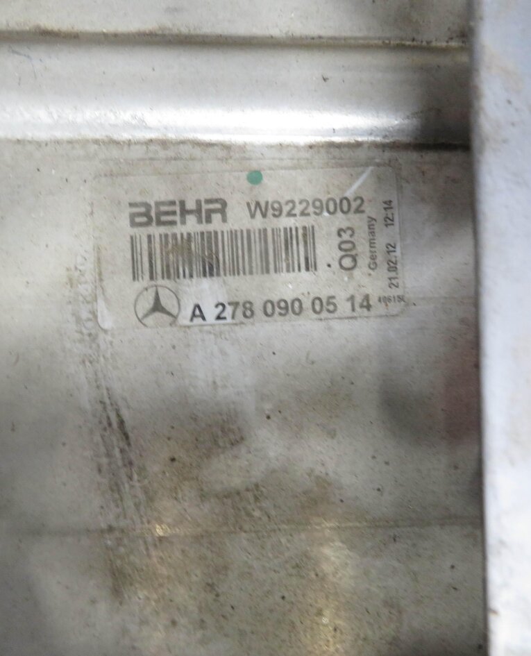 Thumbnail 8: 11-20 MERCEDES CL550 E550 GL450 GL550 GLS550 S550 SL550 - 4.6L INTAKE MANIFOLD