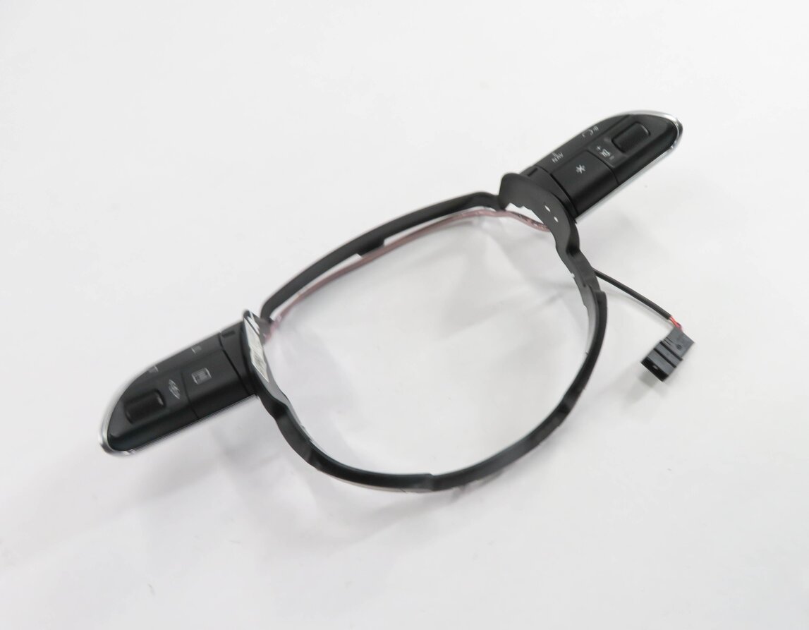 2013 AUDI A6 (C7) STEERING PHONE VOLUME INFORMATION SWITCH BUTTON SET-2
