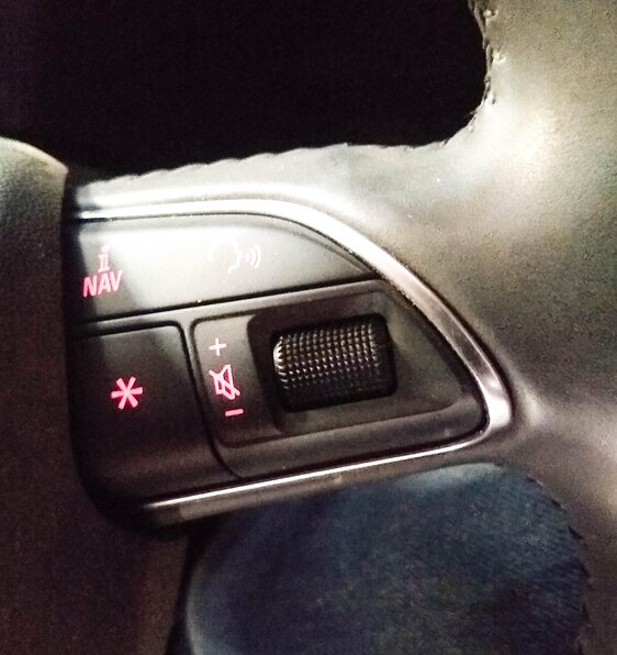 Thumbnail 3: 2013 AUDI A6 (C7) STEERING PHONE VOLUME INFORMATION SWITCH BUTTON SET-2