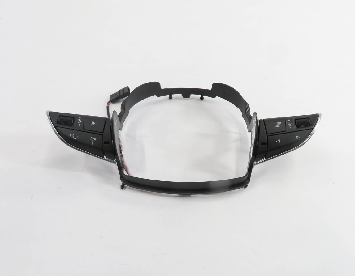 Thumbnail 7: 2013 AUDI A6 (C7) STEERING PHONE VOLUME INFORMATION SWITCH BUTTON SET-2