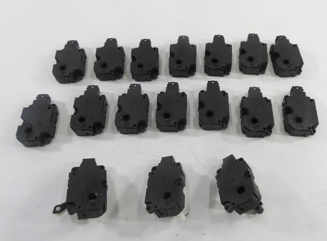 Thumbnail 5: 2012 AUDI A7 (C7 4G8) HEATER A/C AIR BOX BLEND DOOR SERVO ACTUATOR MOTOR SET-17