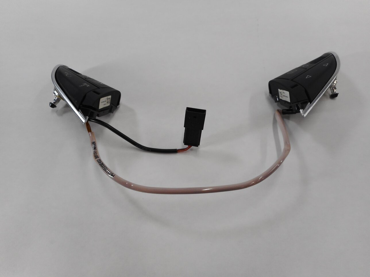 Thumbnail 8: 2012 AUDI A7 (C7 4G8) LEFT & RIGHT STEERING SWITCH BUTTON SET-2