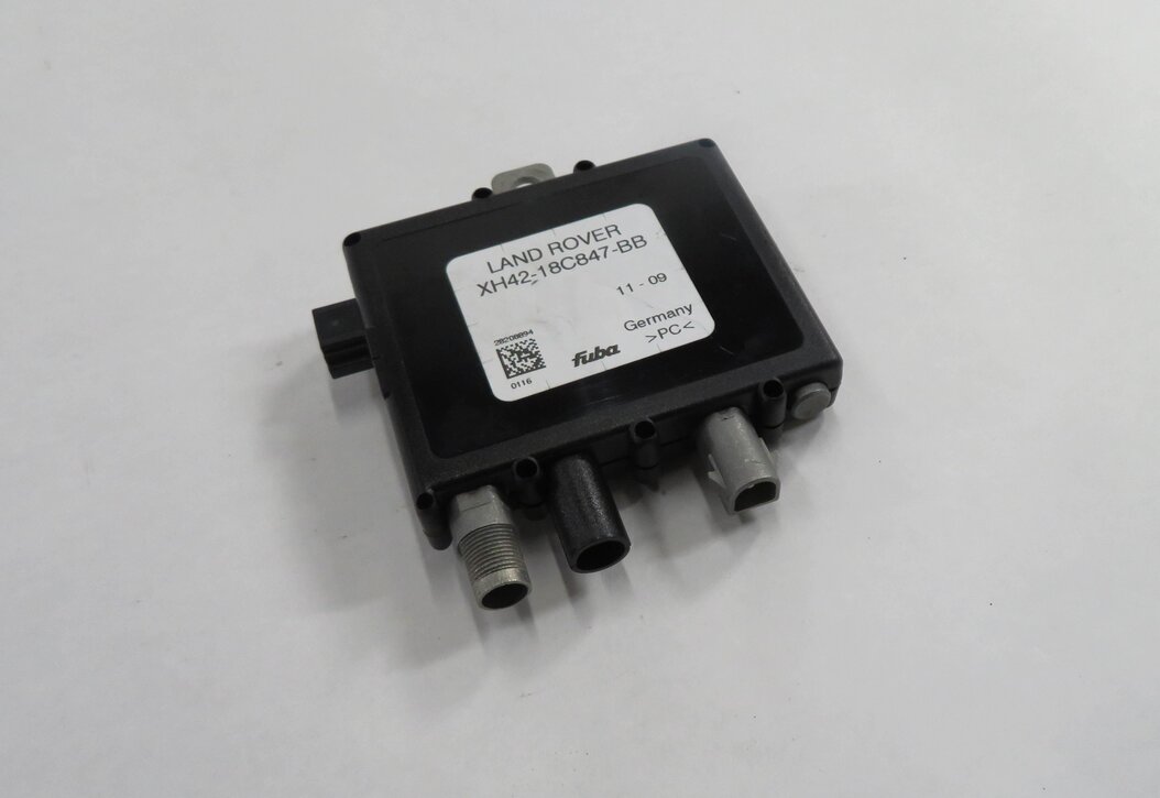 2010 RANGE ROVER (L322) ANTENNA AMP AMPLIFIER MODULE