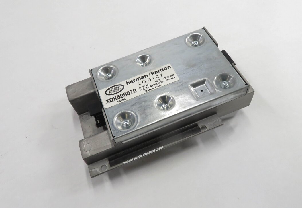 2010 RANGE ROVER (L322) RADIO STEREO SUB SUBWOOFER AMP AMPLIFIER